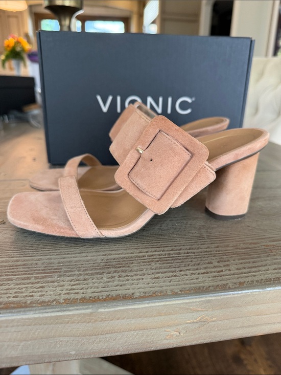 Vionic Shoes - Vionic Women's Suede Brookell Buckle Slide Sandals in Blush